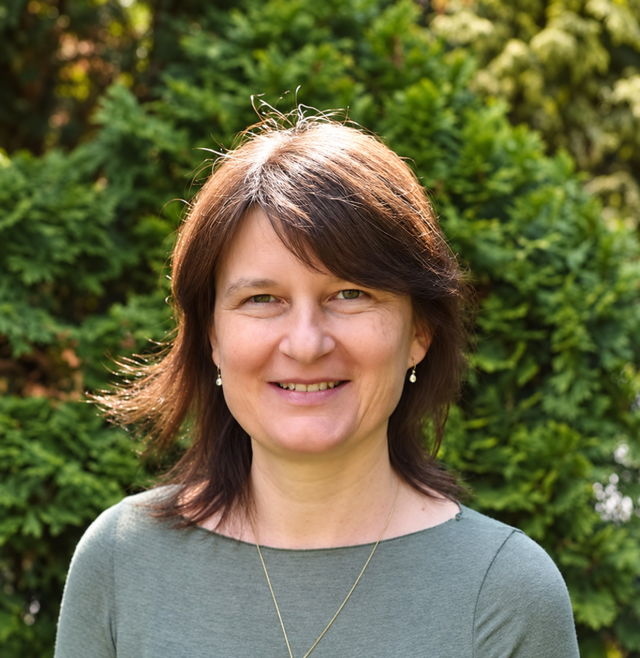Dr. Gutmann Orsolya